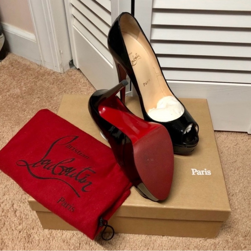Christian Louboutin peep-toe